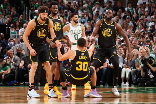 扑克中的优势放大（在扑克中扩大优势）